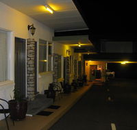 White Manor Motel - Accommodation BNB