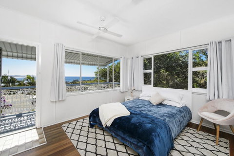 Whitecaps, 26 East Street - Accommodation BNB 1