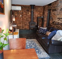 William Hunt's Retreat - Redwood Studio - Accommodation BNB