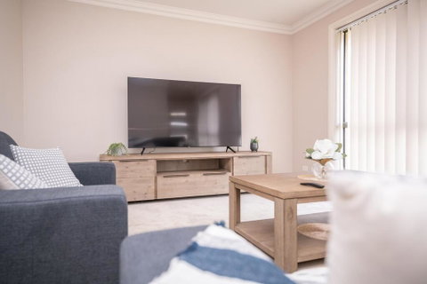 Wonderful Windred Modern, Comfy, Quiet - Accommodation BNB 3