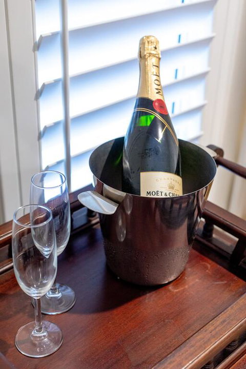 Woodford Gardens - Accommodation BNB 3