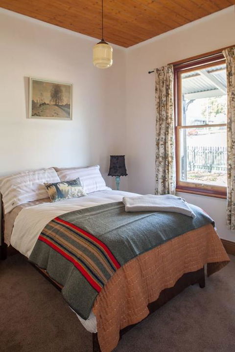 Wormwood House - Accommodation BNB 3