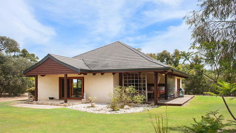 Yallingup Retreat - Accommodation BNB 0