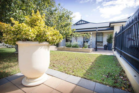 Yellow Rose Cottage - Accommodation BNB 1