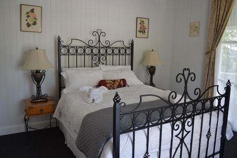YesterYear On West - Accommodation BNB 3