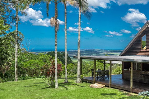 Your Luxury Escape - Cedar View - Accommodation BNB 0