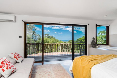 Your Luxury Escape - Cedar View - Accommodation BNB 2
