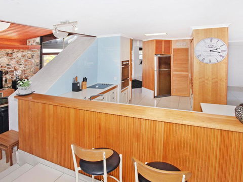 Yulunga 20 - 4 BDRM Canal Home With Pool - Accommodation BNB 3