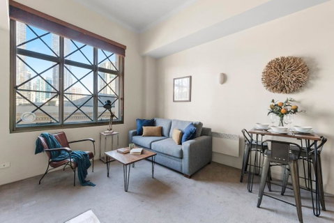 1-bedroom Unit In Classic Melbourne CBD Building! - Accommodation BNB 1