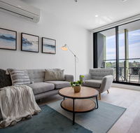 Modern City Comfy and warm AptParkvilleCarpark - Accommodation BNB