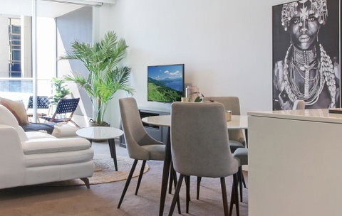 Lux 2BR On Hindmarsh SQ - Accommodation BNB 1