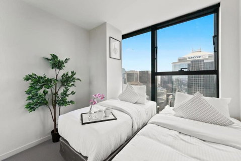 A 2BR Apt On Collins With City Views FREE Parking - Accommodation BNB 3