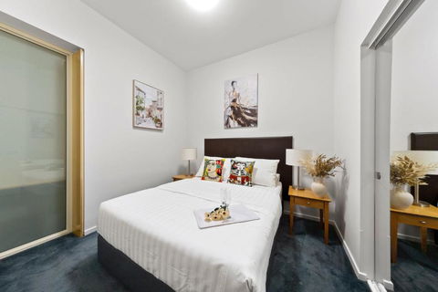 A Chic Apartment On Bourke St Near Chinatown - Accommodation BNB 1