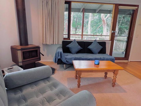 A Lovely Pool House In Forest - Accommodation BNB 4