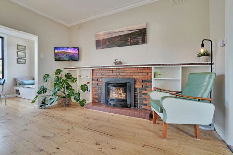 A Wave From It All - Accommodation BNB 3
