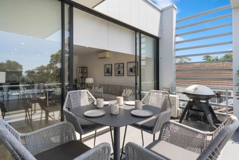 Addison\'s Escape - A Breezy Beachfront Beauty - Accommodation BNB 1
