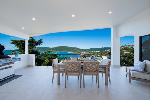 Airlie Bay View - Accommodation BNB 0