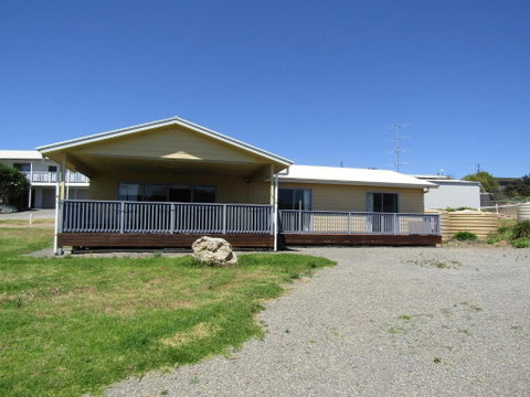 All Decked Out In Turton - Accommodation BNB 0