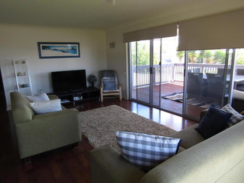 All Decked Out In Turton - Accommodation BNB 3