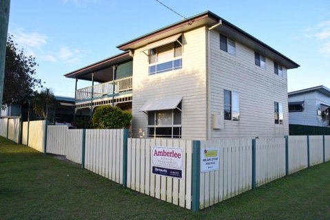 Amberlee House - Bring Your Own Linen - Accommodation BNB 0
