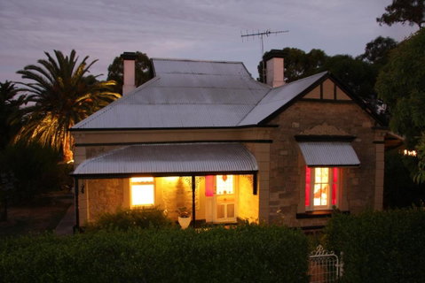 Azalea Cedar-Rose Barossa Valley Villa - Accommodation BNB 3