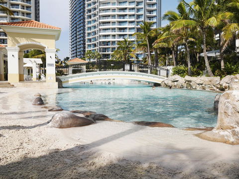 Chevron Renaissance Ocean View - Accommodation BNB 29