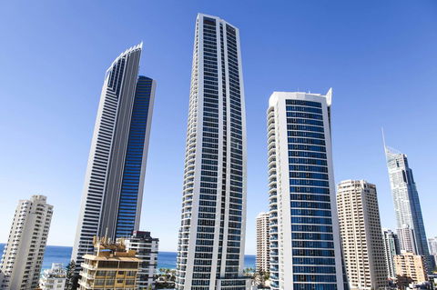 Chevron Renaissance Ocean View - Accommodation BNB 35