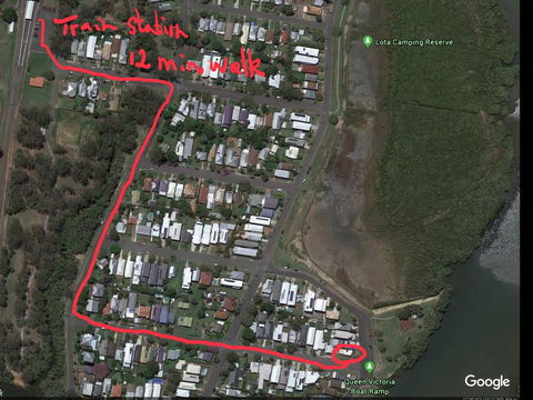 Absolute Waterfront - Accommodation BNB 24