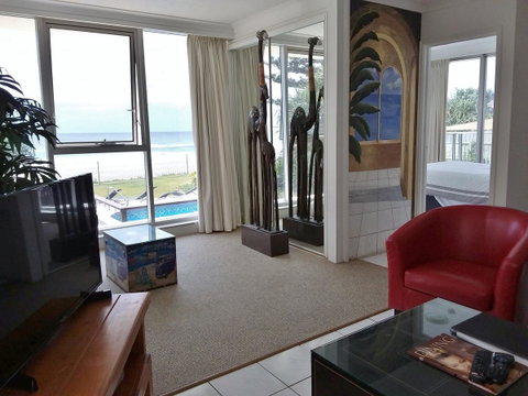 Hibiscus On The Beach - Accommodation BNB 21