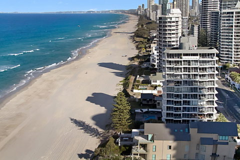 Hibiscus On The Beach - Accommodation BNB 42