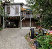 Five Bimba Tractor House - Accommodation BNB
