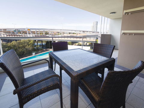 Oaks Brisbane Mews Suites - Accommodation BNB 4