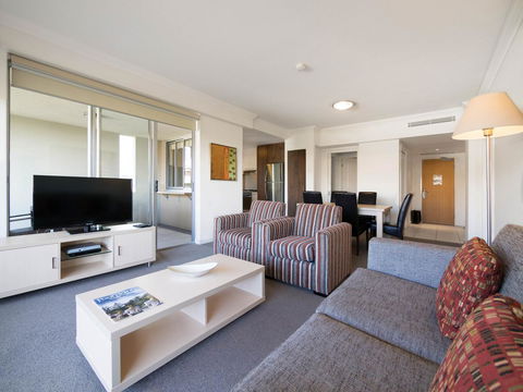 Oaks Brisbane Mews Suites - Accommodation BNB 3