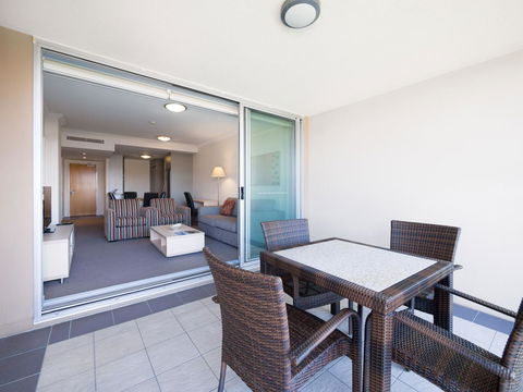 Oaks Brisbane Mews Suites - Accommodation BNB 8