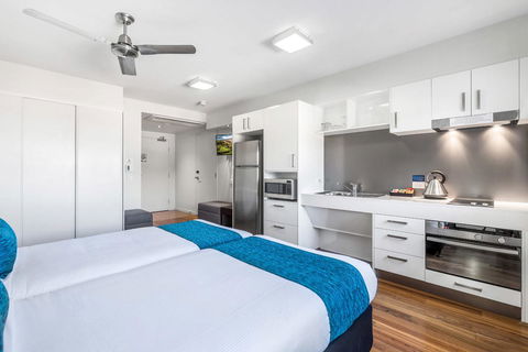 Essence Apartments Chermside - Accommodation BNB 5