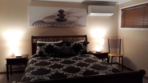 Private Apartment With Scenic Gardens - Accommodation BNB 0
