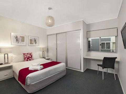 The Miro Apartments - Accommodation BNB 8