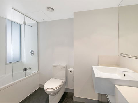 The Miro Apartments - Accommodation BNB 4