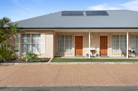 Coopers Colonial Motel - Accommodation BNB 26