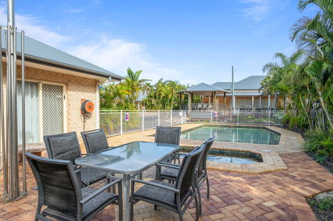 Coopers Colonial Motel - Accommodation BNB 1