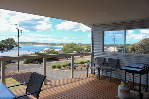 Bayview House - Accommodation BNB 12