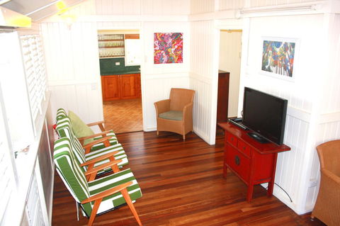 Daggoombah Holiday Home Magnetic Island - Accommodation BNB 7