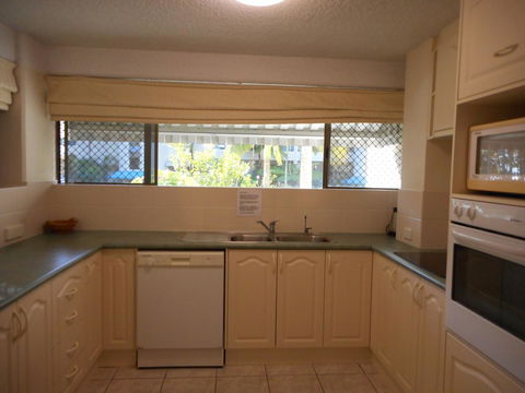 Placid Waters Holiday Apartments - Accommodation BNB 16