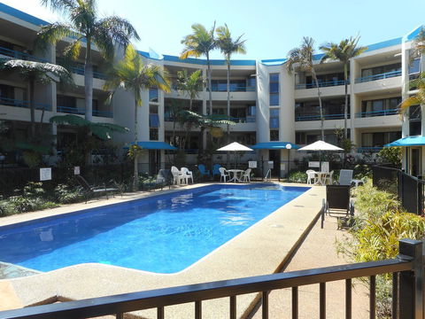 Placid Waters Holiday Apartments - Accommodation BNB 3