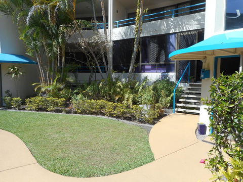 Placid Waters Holiday Apartments - Accommodation BNB 2