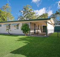 Lowset pet friendly cottage - Sunset Ave Bongaree - Accommodation BNB