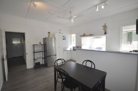 Beachside Beauty - Accommodation BNB 25