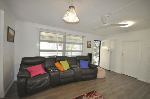 Beachside Beauty - Accommodation BNB 8
