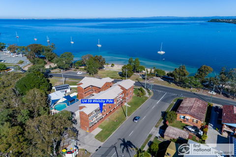 Waterviews,Pool, Wifi Its All Here !- Welsby Pde, Bongaree - Accommodation BNB 1
