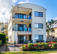 Waterfront views from private rooftop balcony - Bayview South Esp Bongaree - Accommodation BNB